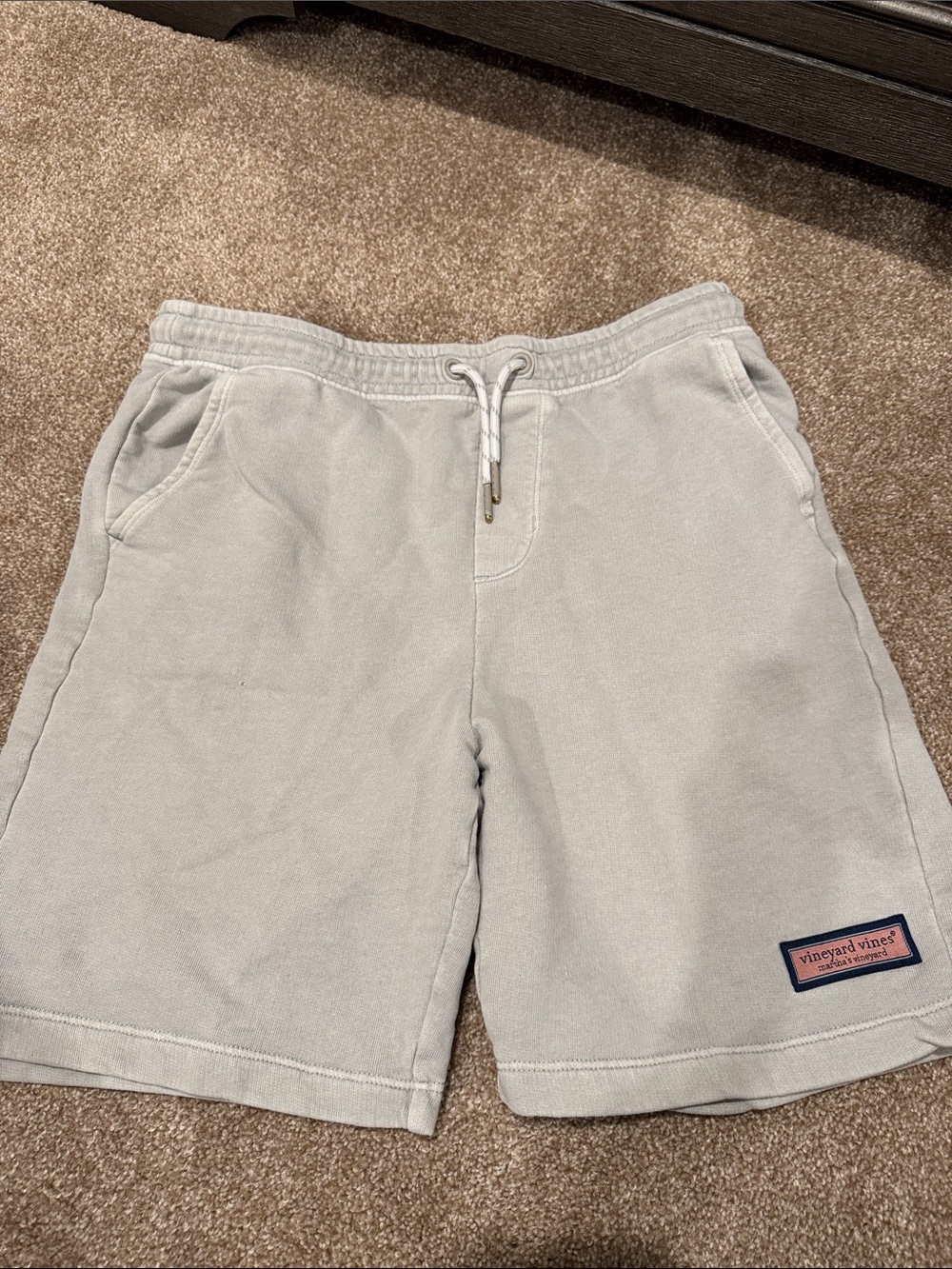 Vineyard Vines Men's Light Gray Athletic Drawstring Shorts
